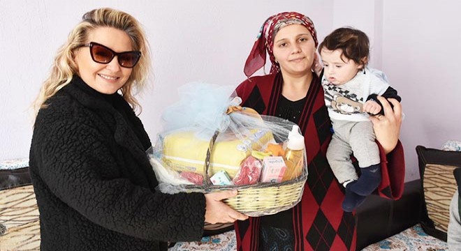  Hoş geldin Bebek  projesine Pınar Aylin den destek