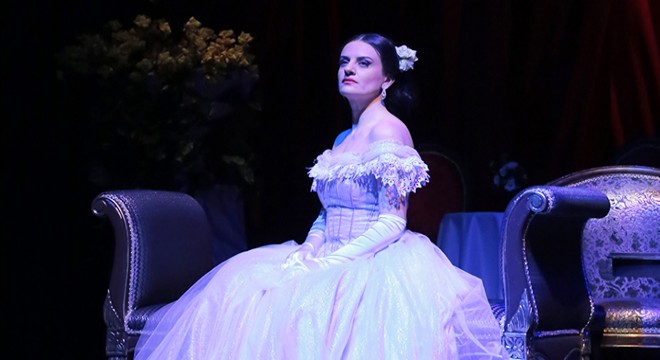  La Traviata  bu sezon son kez sahnede