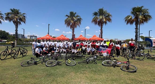 'Pedal Kültürü' ile Antalya'da çocuklara bisiklet 