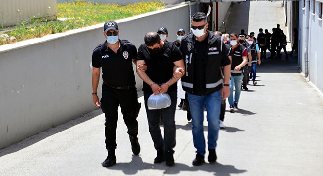 10 milyon 350 bin liralık vurgun yapan tefecilere operasyonda 9 tutuklama