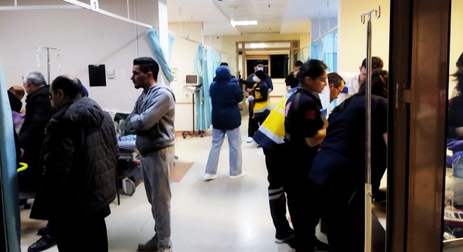 110 öğrenci zehirlenme şüphesi ile hastaneye başvurdu