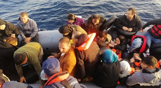 132 kaçak göçmeni Sahil Güvenlik kurtardı