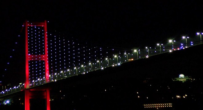 15 Temmuz Şehitler Köprüsü nde intihar girişimi
