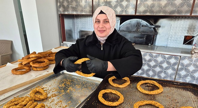 3 çocuk annesi Gamze, baba mesleği fırıncılığı sürdürüyor