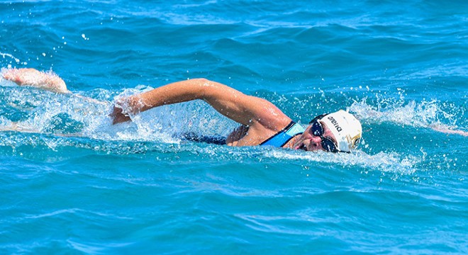 66 yaşındaki yüzücüden, rekor denemesi