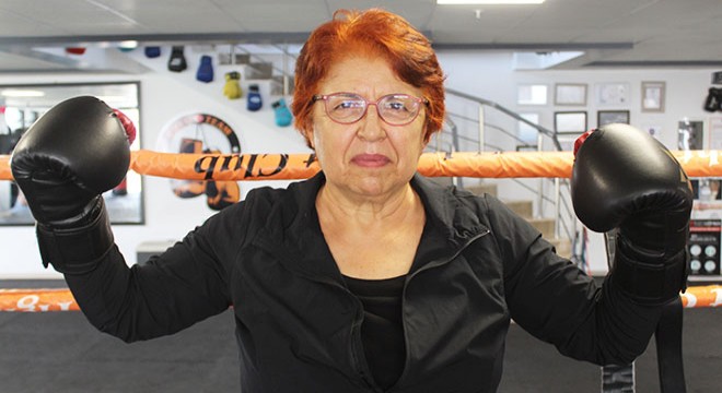 67 yaşında başladığı boksla Parkinson’u nakavt ediyor