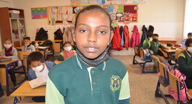 8 ülkenin göçmen çocukları, aynı okulda eğitim görüyor