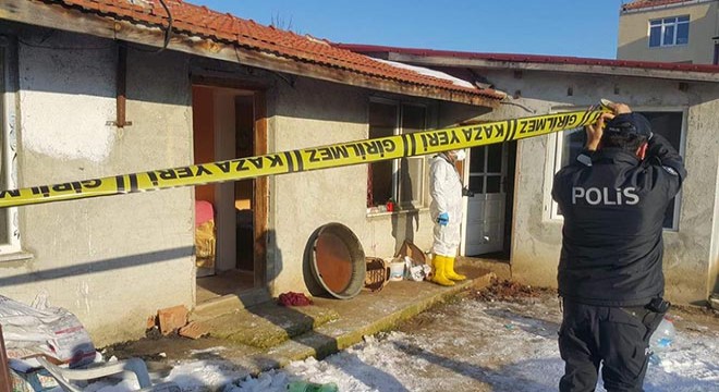 82 yaşındaki kadın evinde çıkan yangında öldü