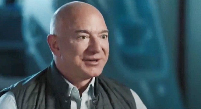 ABD’li ünlü girişimci Bezos, kardeşiyle uzaya gidiyor