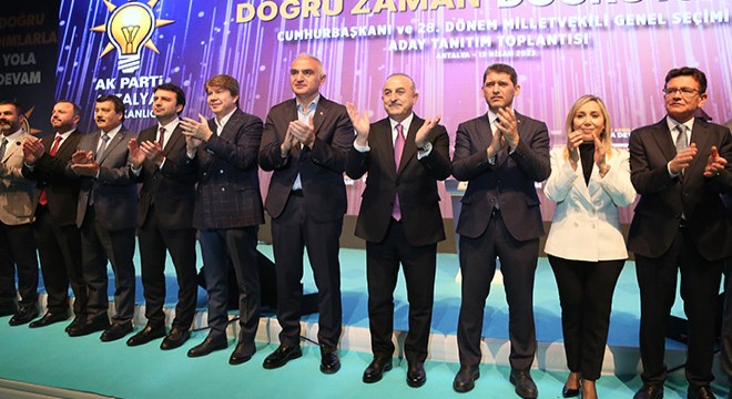 Ak Parti Antalya adaylarını tanıttı