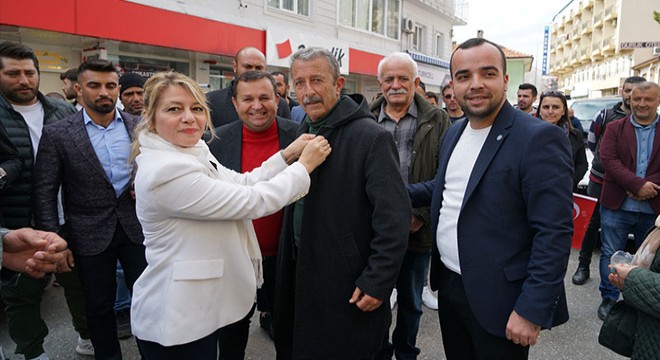 Akseki'de 10 kişi MHP'den İyi Parti'ye geçti