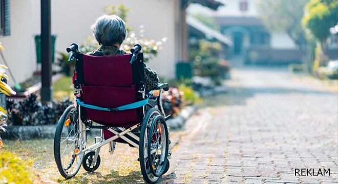 Akülü Tekerlekli Sandalye ve Hasta Tuvalet Sandalyesi Özellikleri