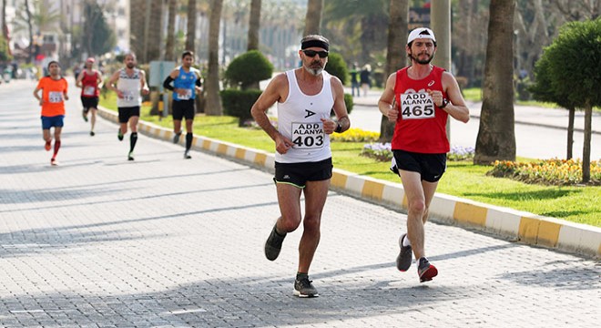 Alanya Atatürk Halk Koşusu ve Yarı Maratonu yapılacak