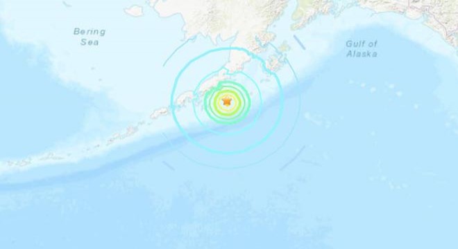 Alaska’da 8,2 büyüklüğünde deprem