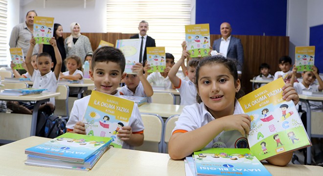 Antalya Kemer de 8 bin 704 öğrenci eğitim öğretime başladı