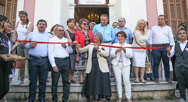 Antalya Lisesi Müzesi nin tahsis girişimine tepki