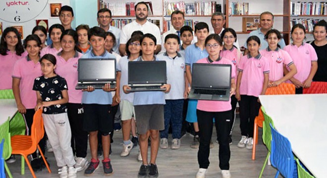 Antalya’da 10 köy okulunun bilgisayar ihtiyacı karşılandı
