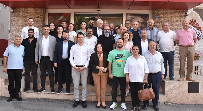 Antalya da CHP Yeni İl Yönetim görev dağılımını yaptı
