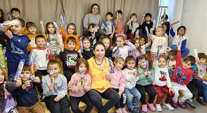 Antalya da Ekolojik Kreş öğrencilerine ağız ve diş sağlığı eğitimi