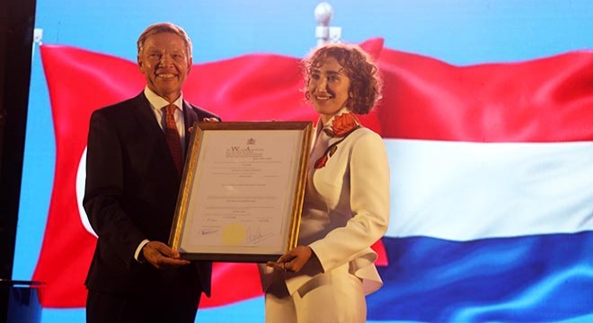 Antalya'da Hollanda'nın 'Kral Günü' kutlandı