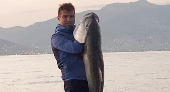 Antalya da amatör balıkçı, 41 kiloluk akya yakaladı