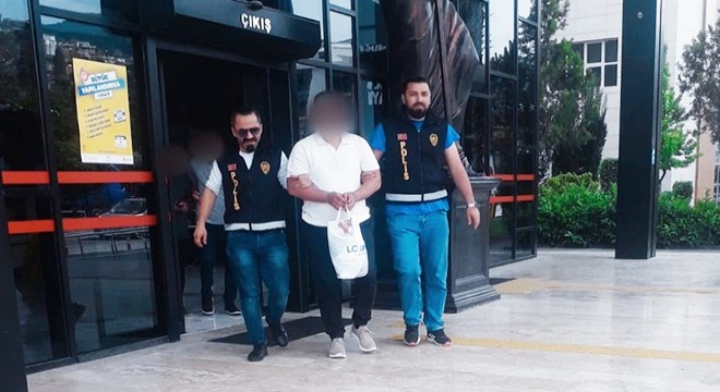 Antalya da aranması bulunan 4 kişi yakalanarak tutuklandı