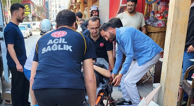 Antalya'da bıçaklı kavga: 1 yaralı