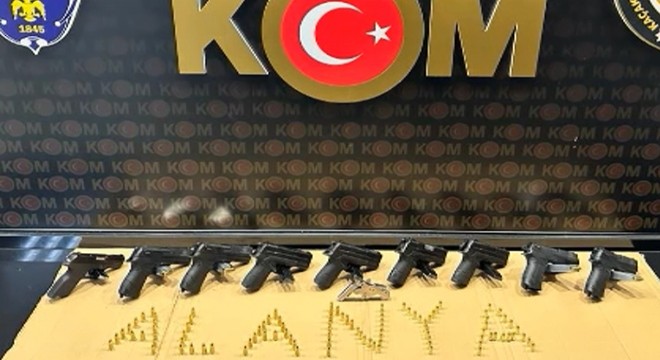 Antalya da durdurulan araçtan 10 tabanca çıktı