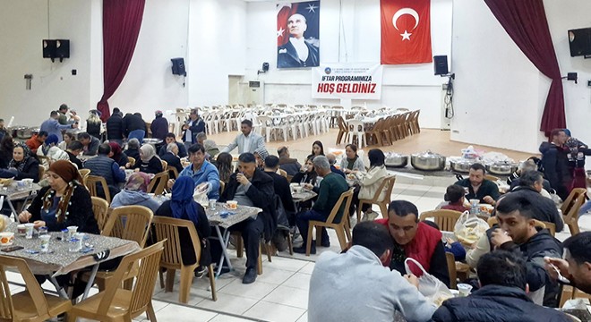 Antalya da esnaf iftarda buluştu