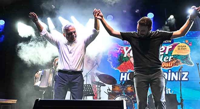 Antalya da festivalde Karadeniz fırtınası