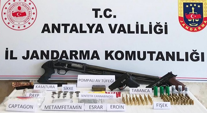Antalya da jandarmadan uyuşturucu operasyonu