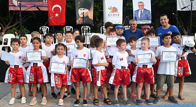 Antalya da kursiyerler sertifikalarını aldı