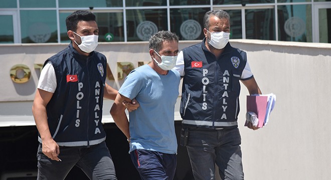 Antalya da mahkeme, arkadaş katiline yine müebbet verdi