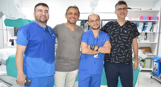 Antalya da mitral kapak darlığı ameliyatsız tedavi edildi