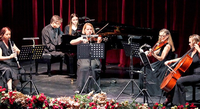 Antalya'da romantik dönem akşamı