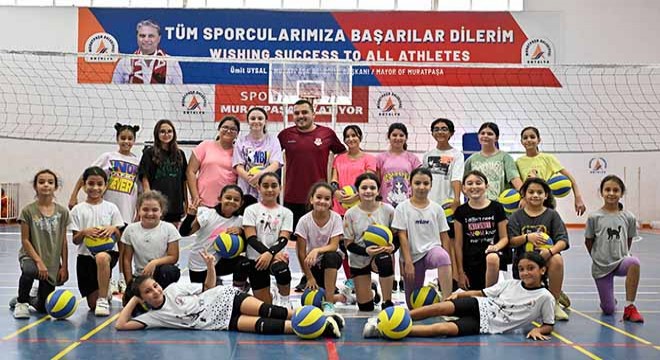Antalya da sportmenliği de öğreniyorlar