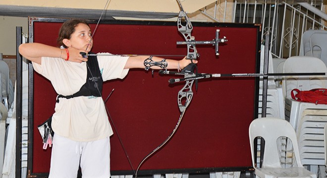 Antalya da yaşayan okçuluk sporcusu: Mete Gazoz u örnek alıyorum