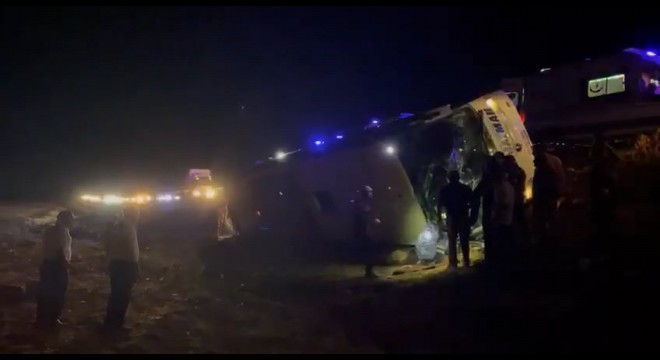 Antalya otobüsü şarampole devrildi: 20 yaralı