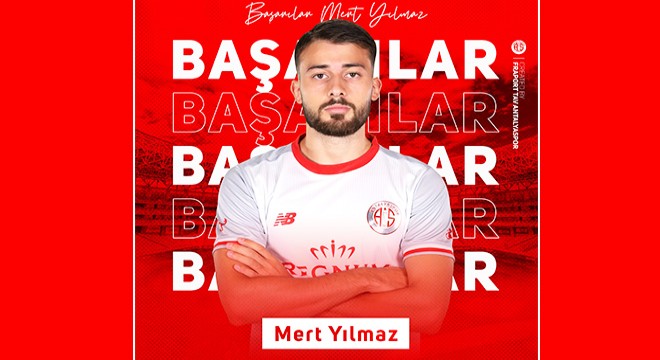 Antalyaspor, Mert Yılmaz ı Ümraniyespor a kiraladı