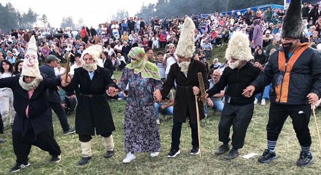 Artvin de 1400 rakımlı yaylada  Gürcü Festivali 