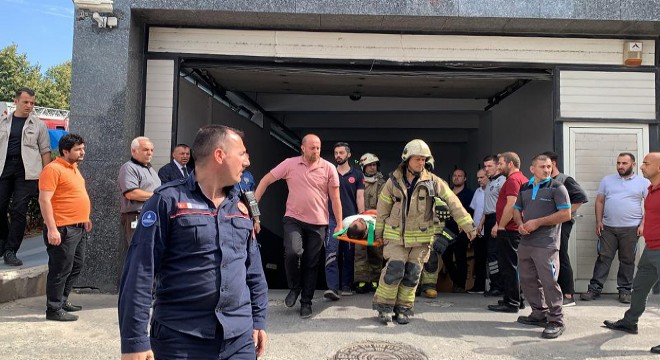 Asansör düştü 7 kişi yaralandı