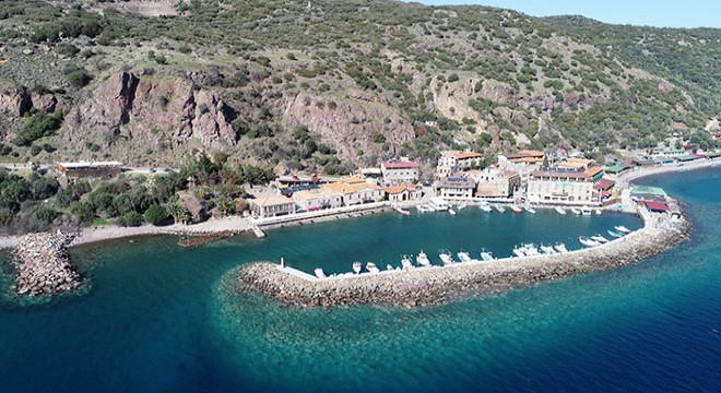Assos Antik Limanı nda turistik tesisler kapatıldı