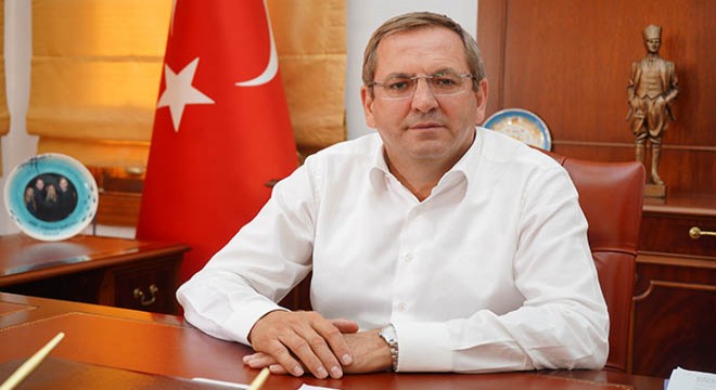Ayvalık Belediye Başkanı Mesut Ergin, partisinden istifa etti