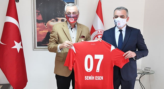 Başkan Esen’den Antalyaspor Kulübü Derneği’ne destek