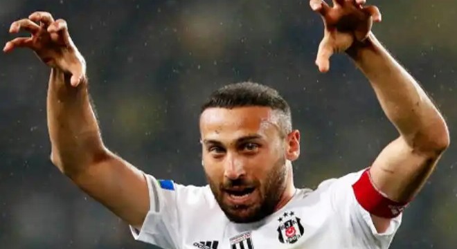 Beşiktaş, Cenk Tosun u bırakmıyor