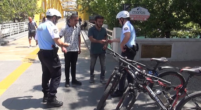 Bisikletli polis timi  Martılar  görev başında