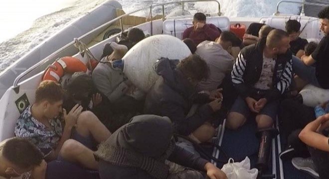 Bodrum da 25 göçmen kurtarıldı