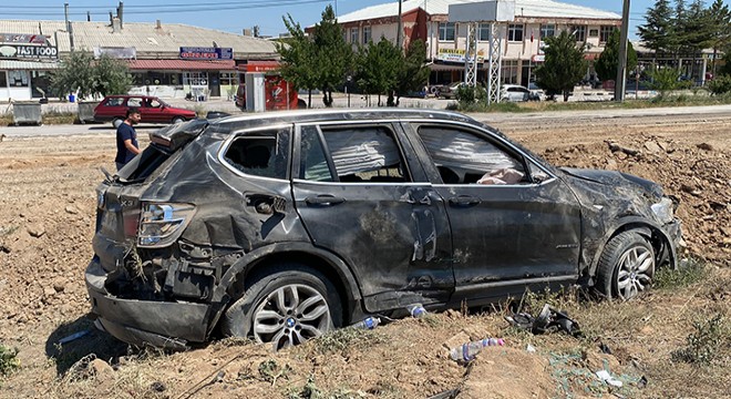 Bolvadin de kaza: 3 yaralı