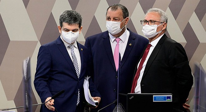 Brezilya Parlamentosu, Bolsonaro’yu 9 suçla itham eden raporu onayladı