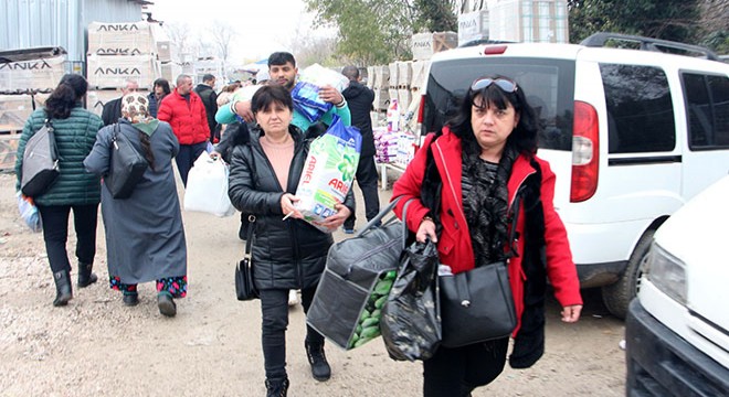 Bulgar turistler yılbaşı alışverişi için Edirne ye akın etti